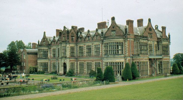 North side of Ingestre Hall